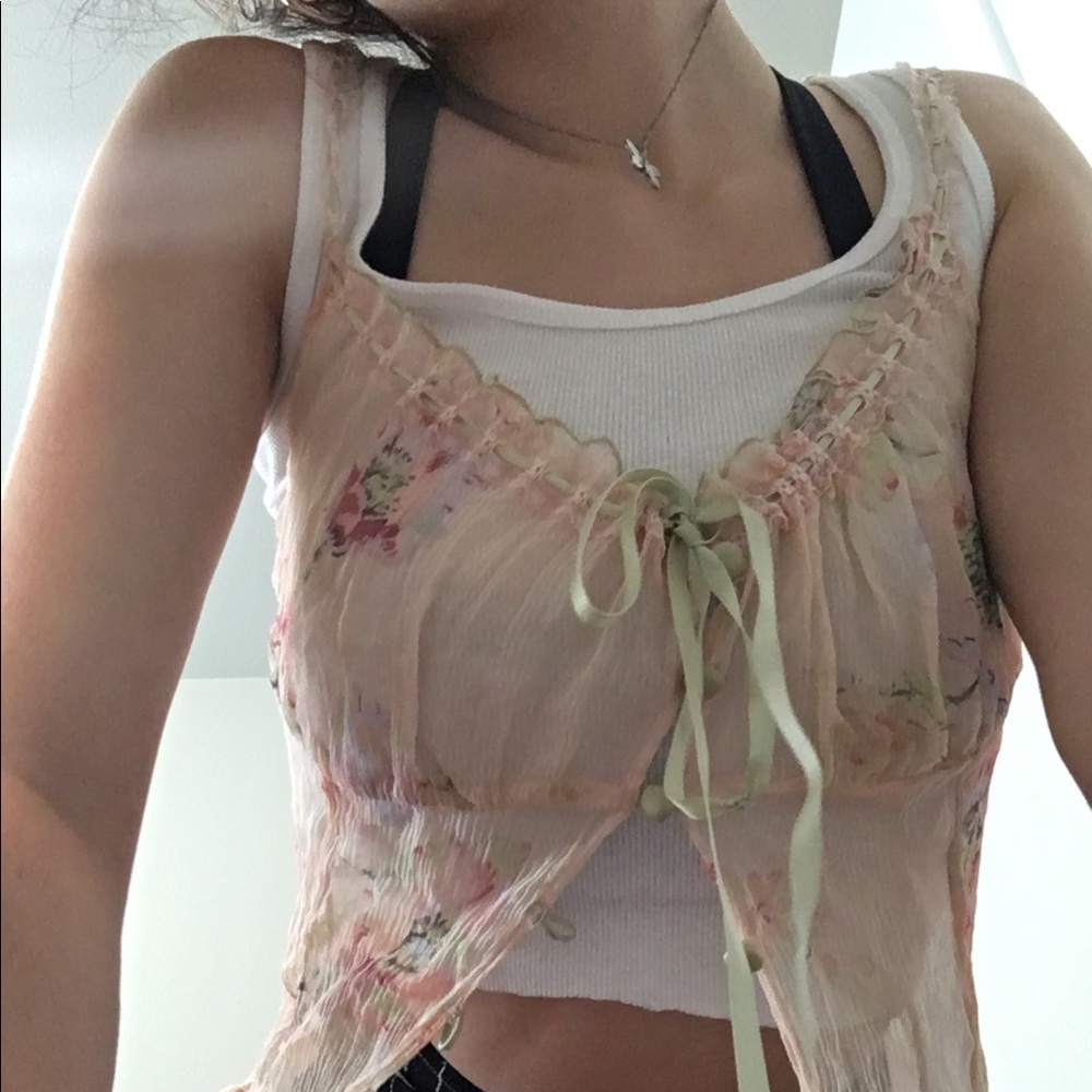 Lace Top with a lot of details and flowers
